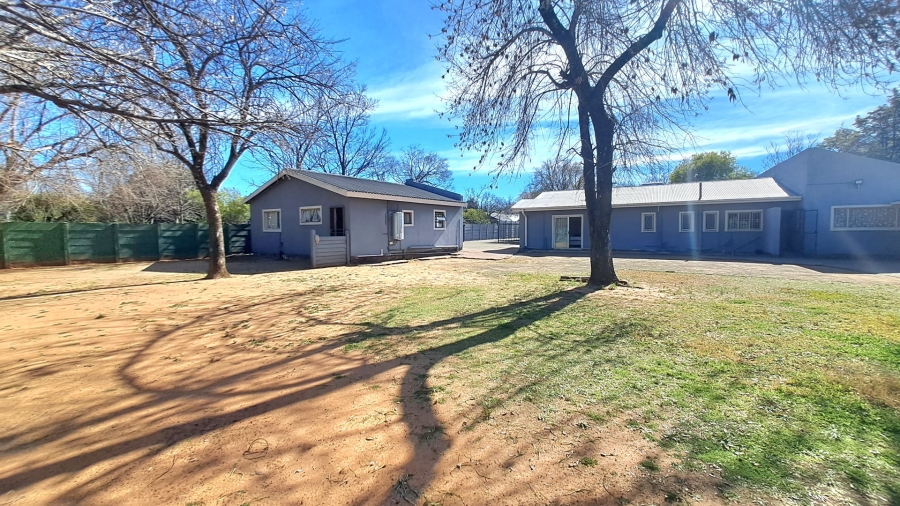 9 Bedroom Property for Sale in Universitas Free State